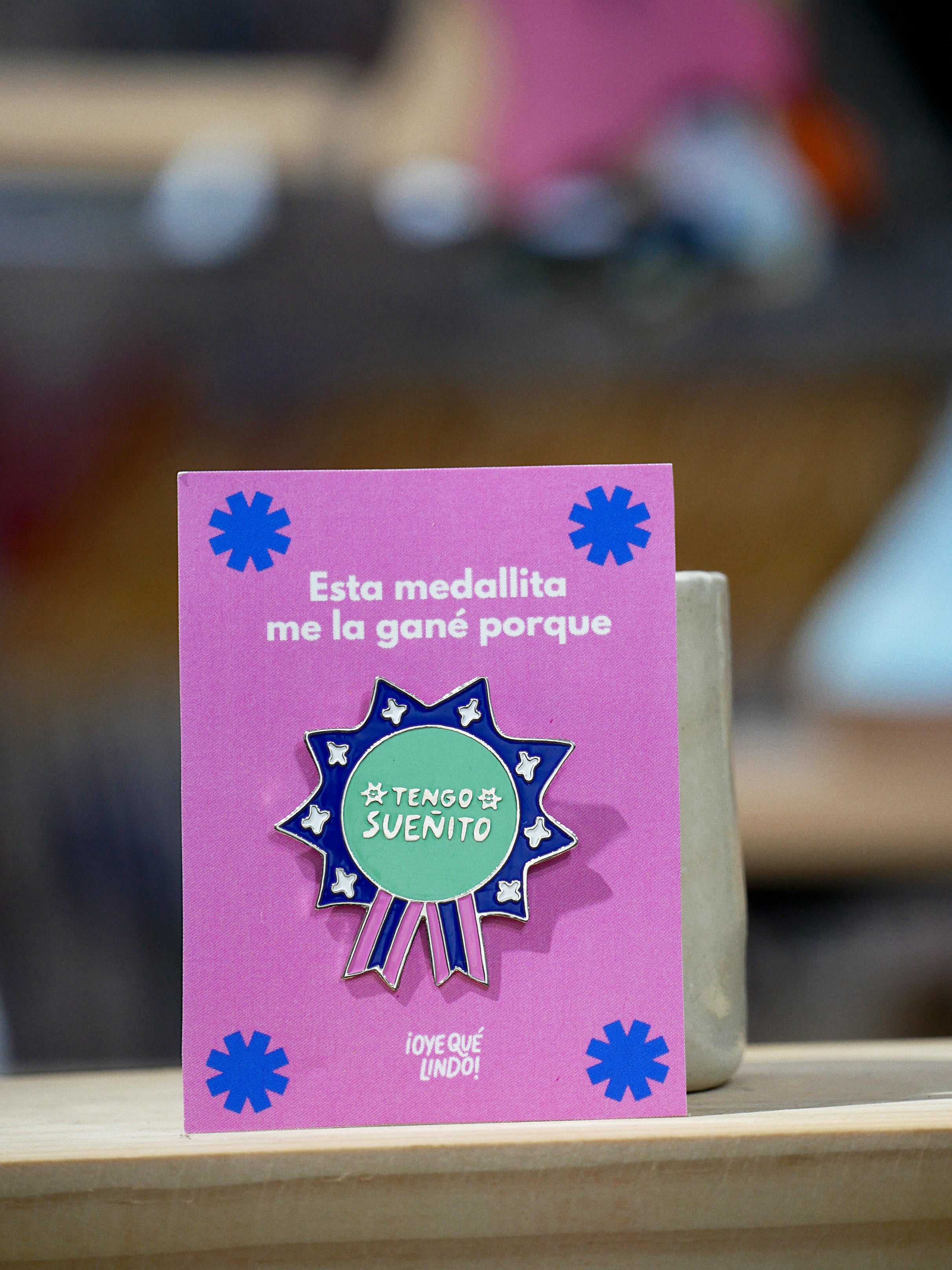 pin “tengo sueñito ”