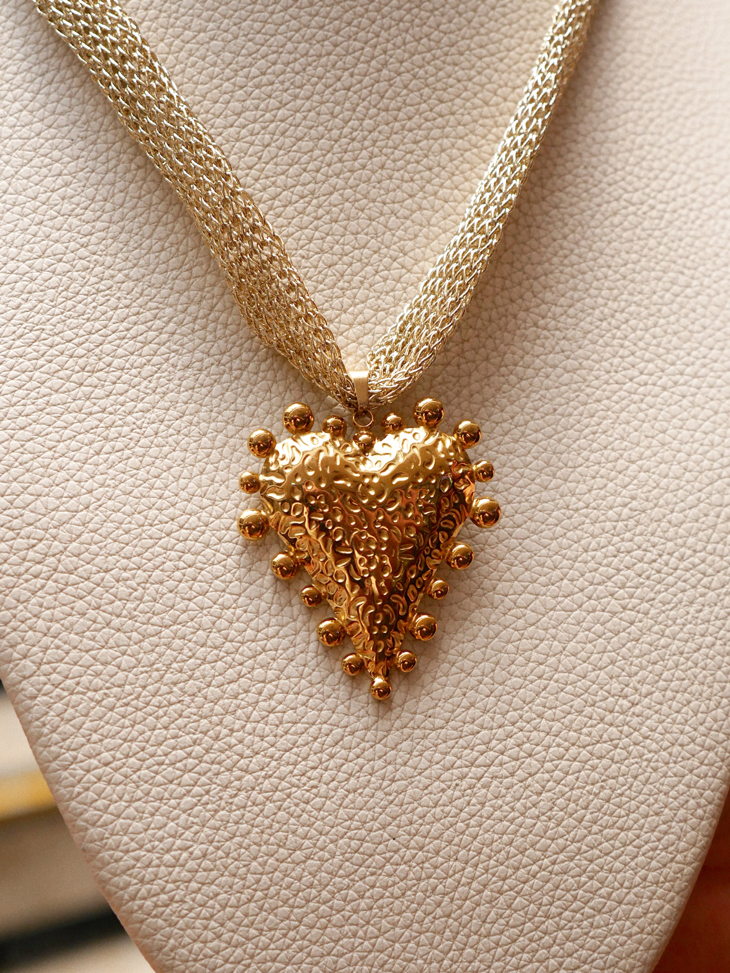 Collar Enira