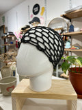 crochet hat - negro sparkle