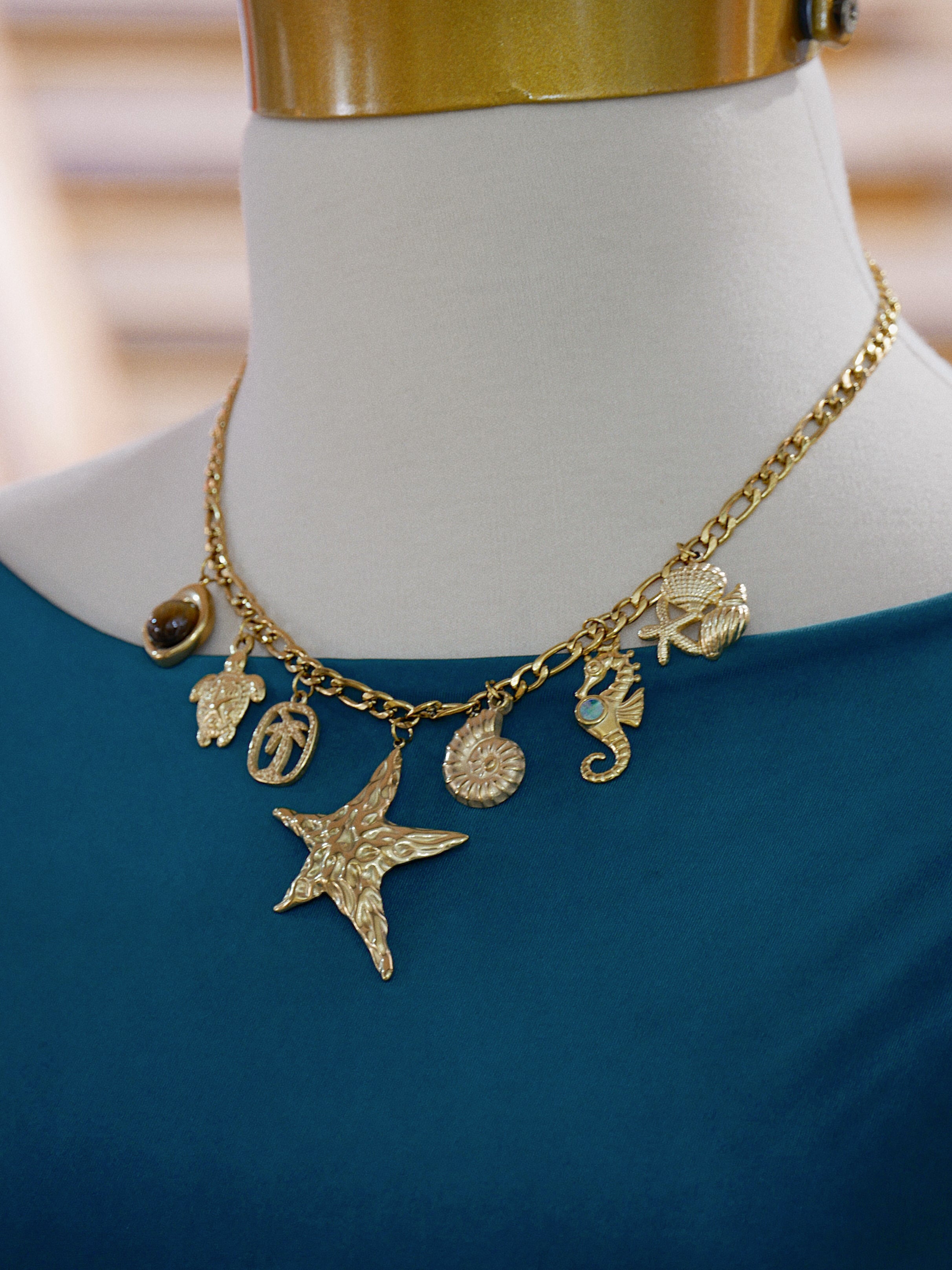 collar charms - estrella