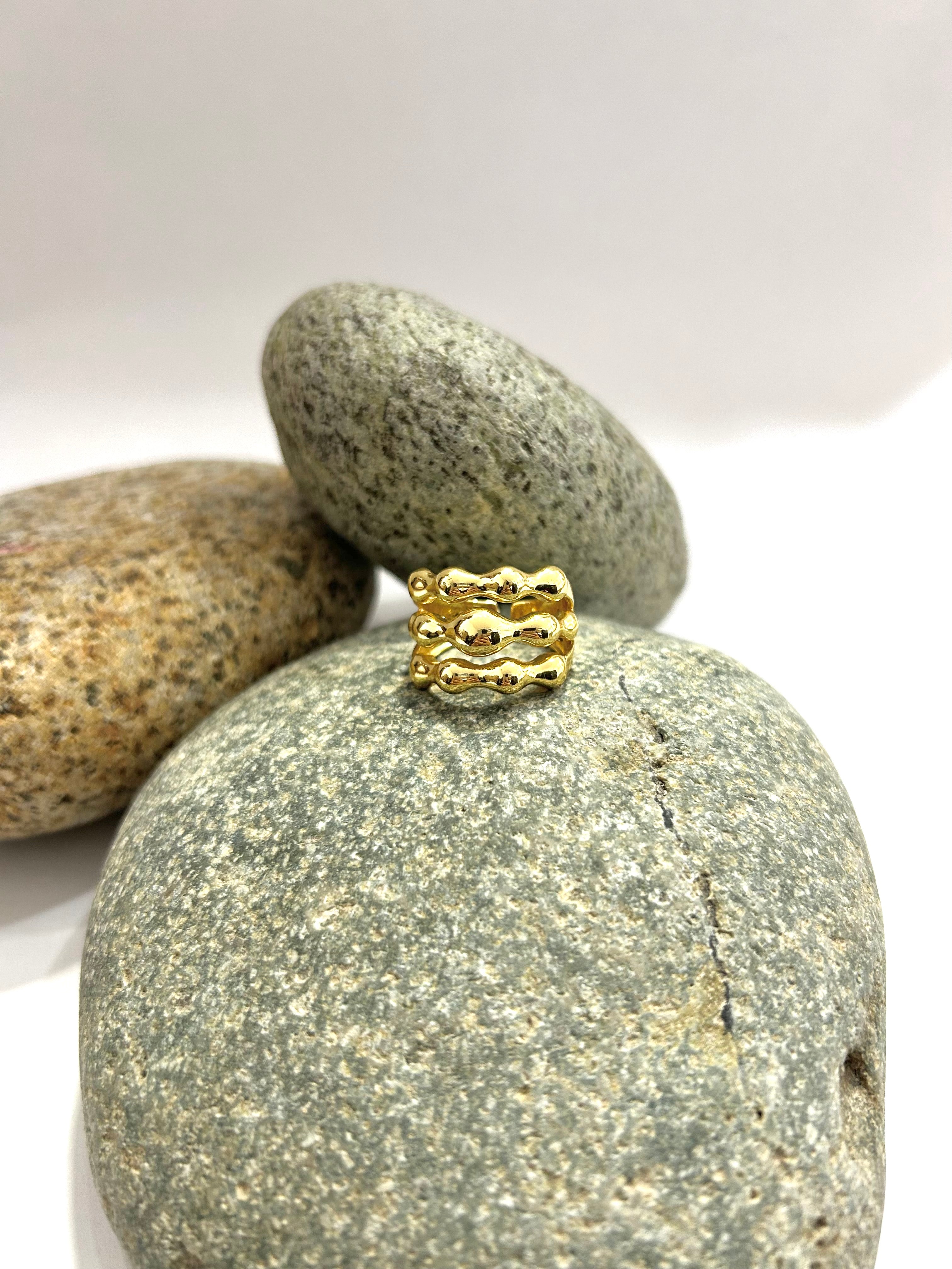 Corina ring