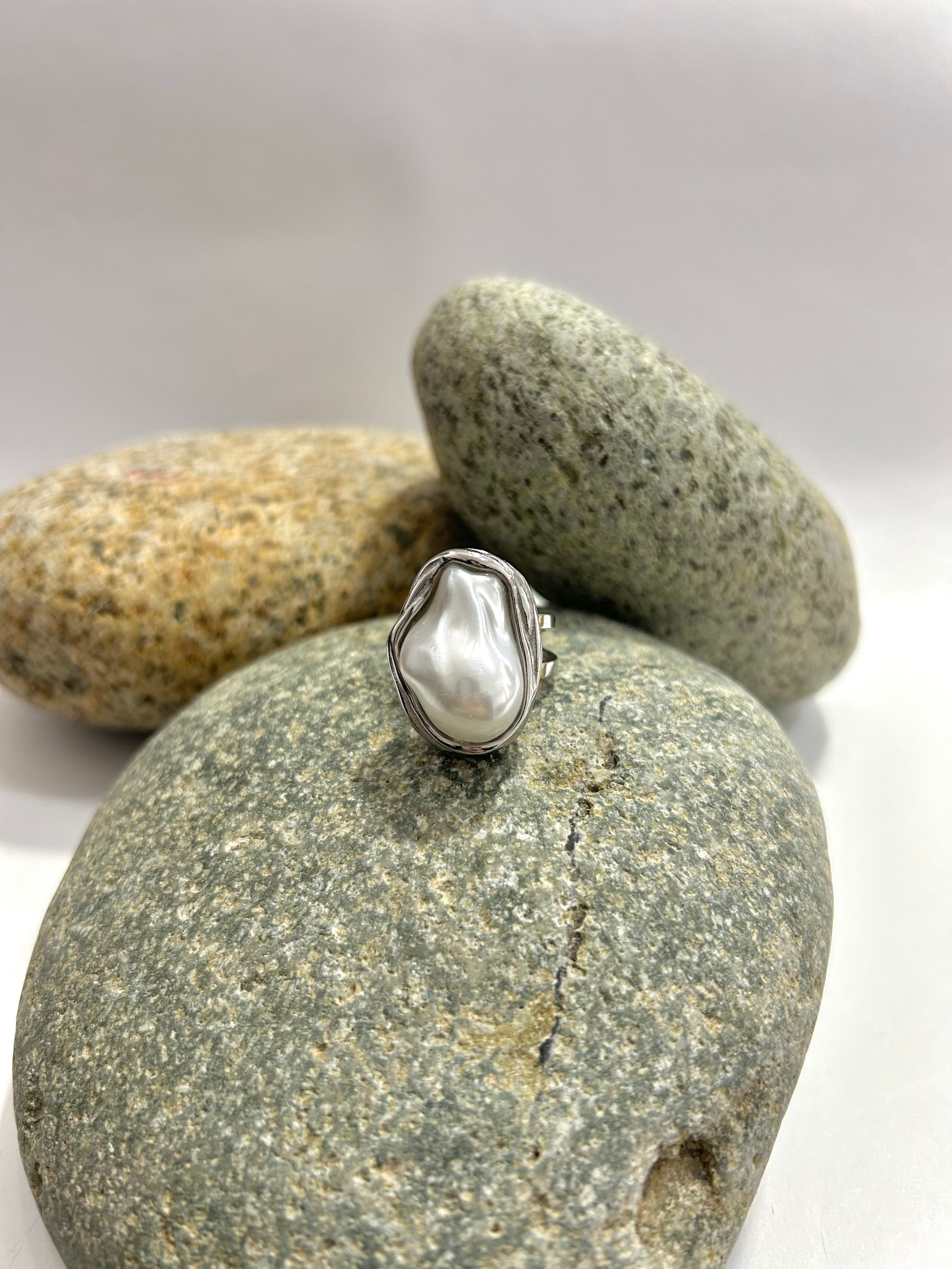 Santorini ring