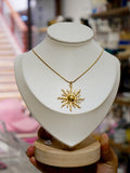 Collar Esther