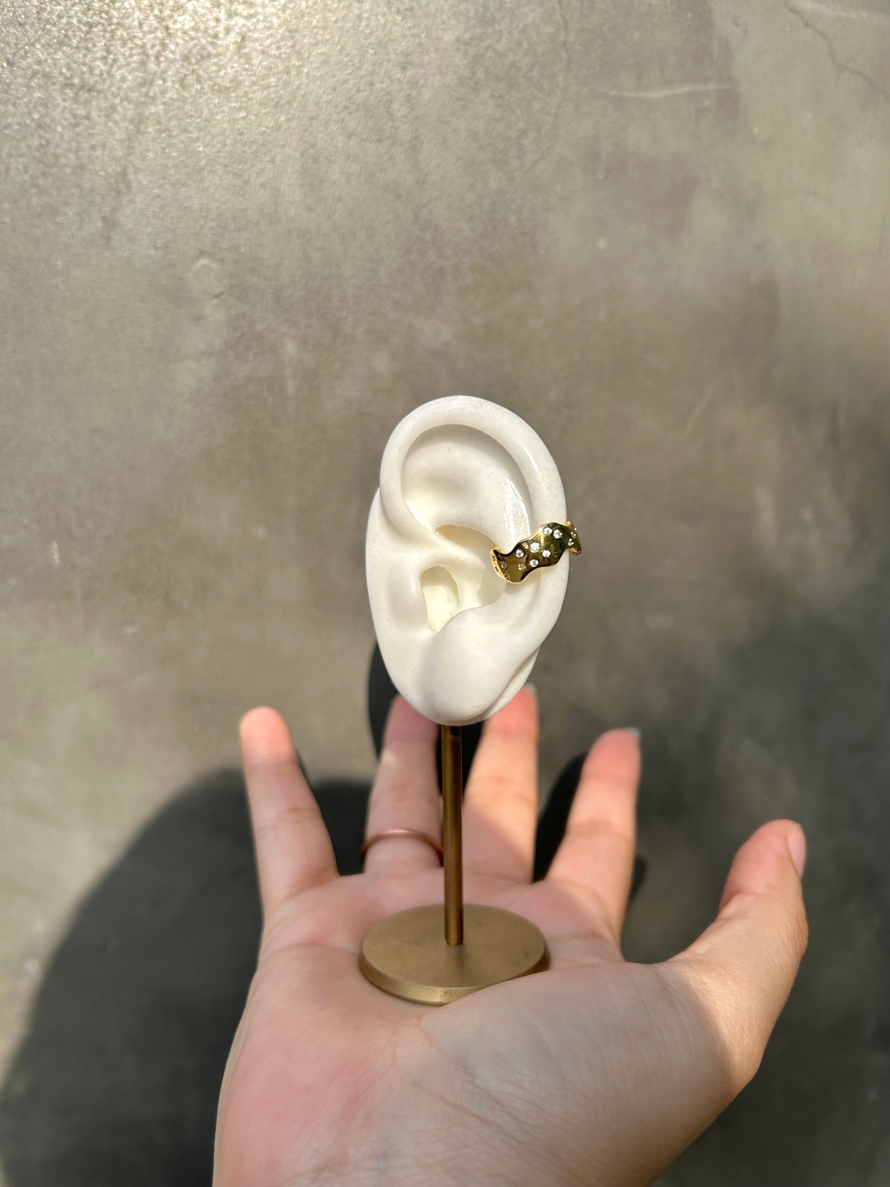 Mila earcuff