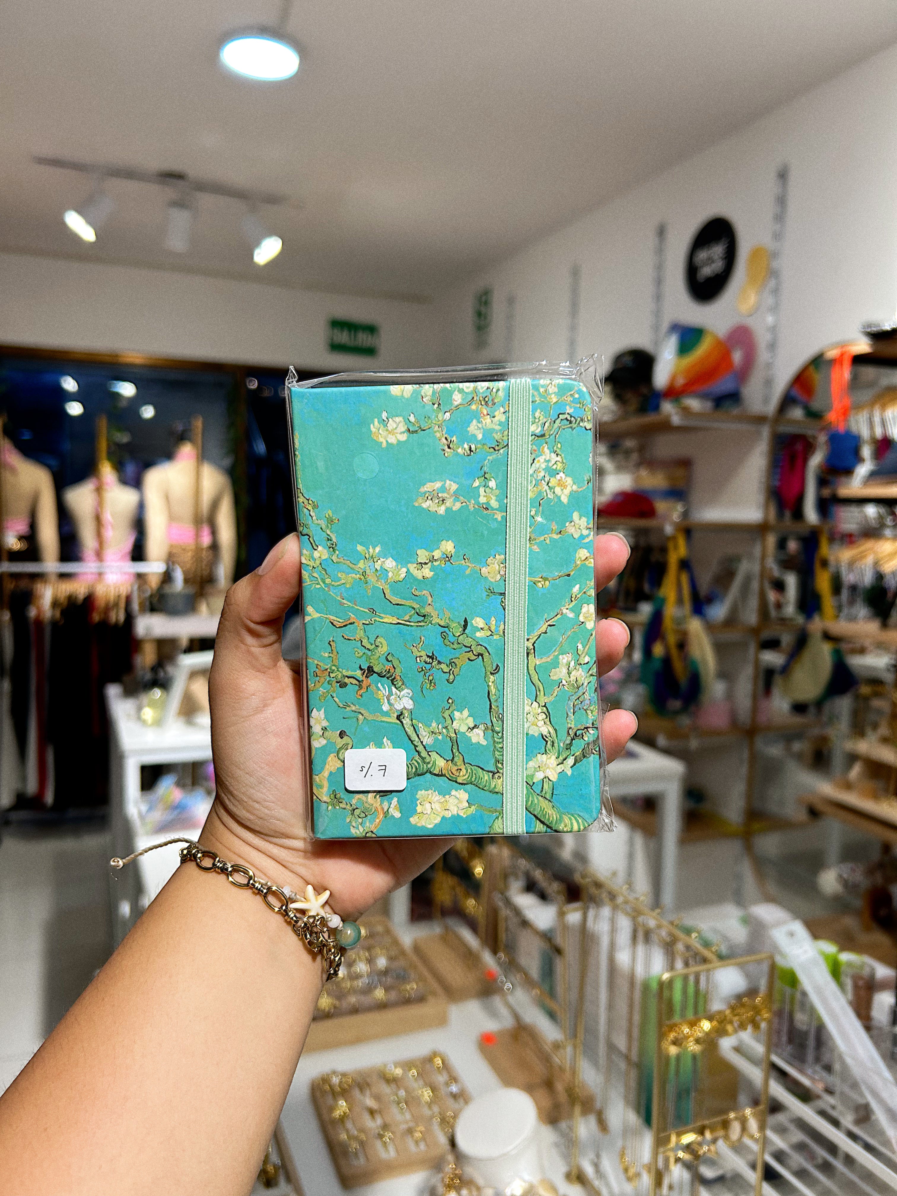 libreta "Almendro en flor"